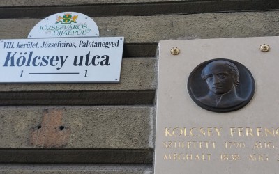 Budapest, VIII. Kölcsey u.1. (Beck Ö. Fülöp, 1955 [2016-ban felújítva], kő lapon bronz fejdombormű)